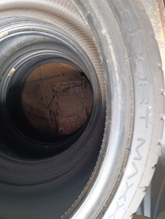 O anvelopă de vara 245 35 19 Dunlop nou 2017