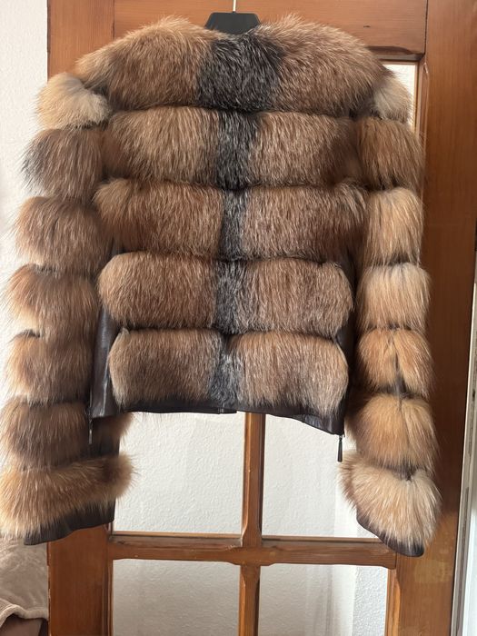 Blană de vulpe naturală măsura S purtată o dată