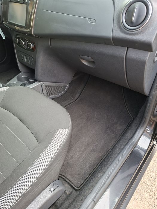 Logan MCV Stepway 0.9 CC Automat