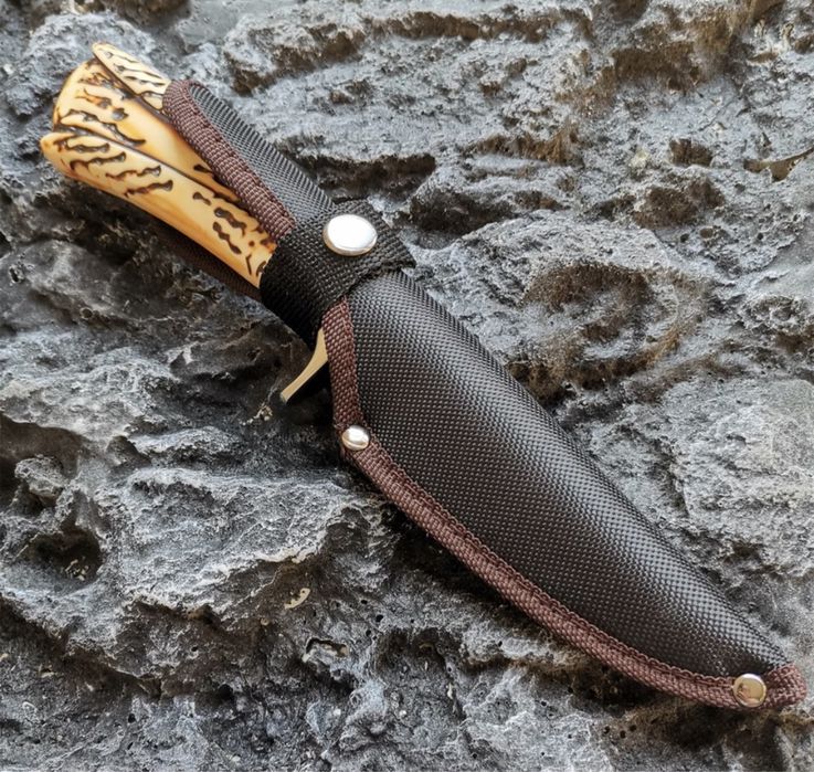 ловен нож страхотен модел DAGGER KNIVE S031A+кания за колан