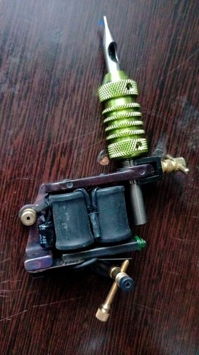 Продам тату машинку комплект