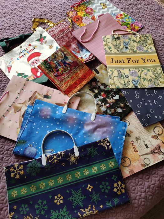 Пакеты для подарков