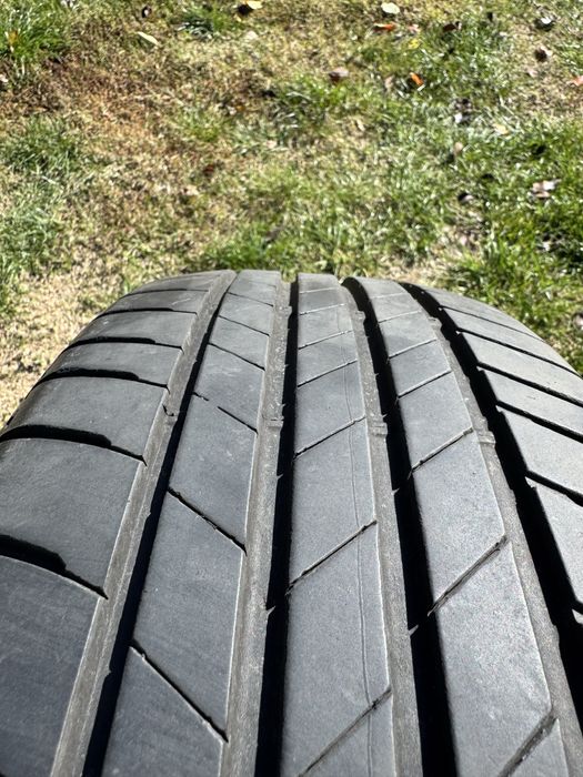 Cauciucuri Duster Juke Kona Bridgestone 215-60-17