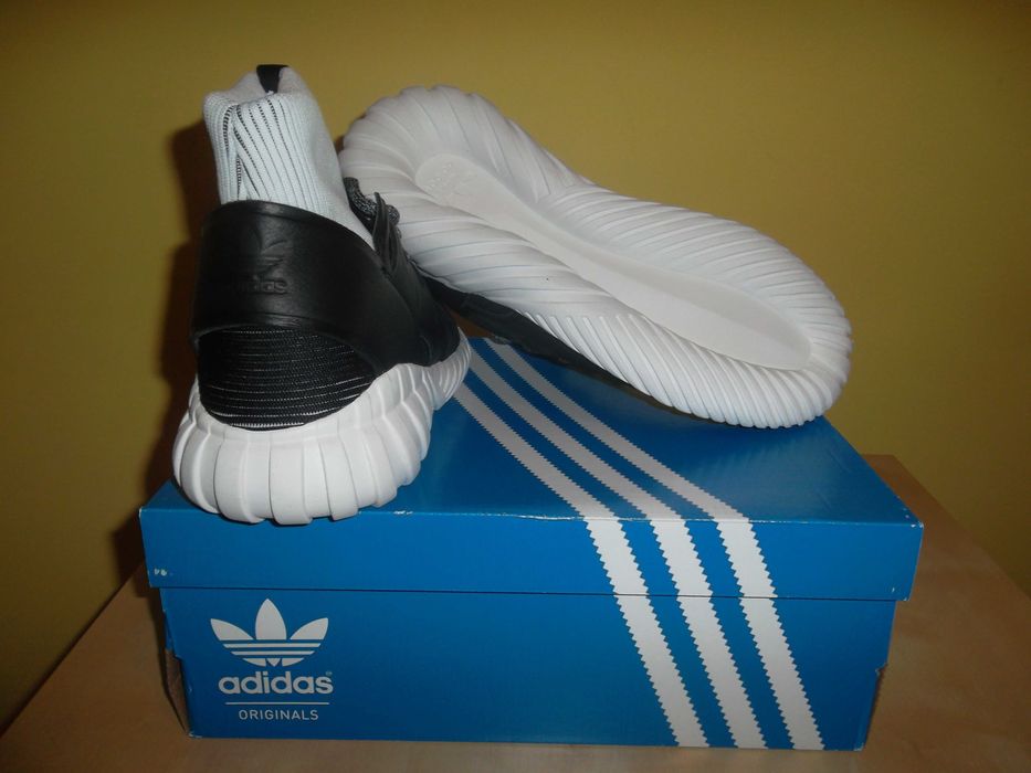 Adidasi Adidas Tubular Doom marimea 43 1/3