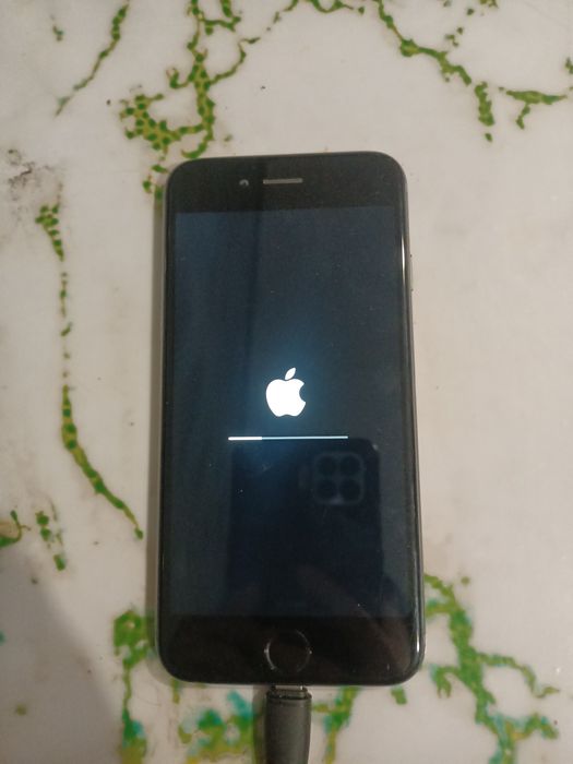 Продам айфон 6 не работает сим карта