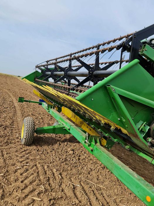 Combina John Deere 1570 an 2011