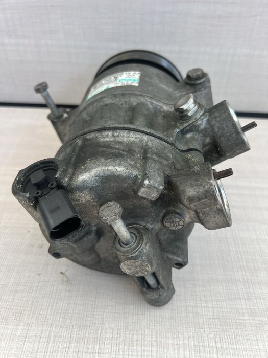 Компресор климатик 5N0820803H VW AG Audi,VW,Skoda,Seat