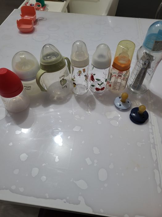 Biberoane pentru bebe