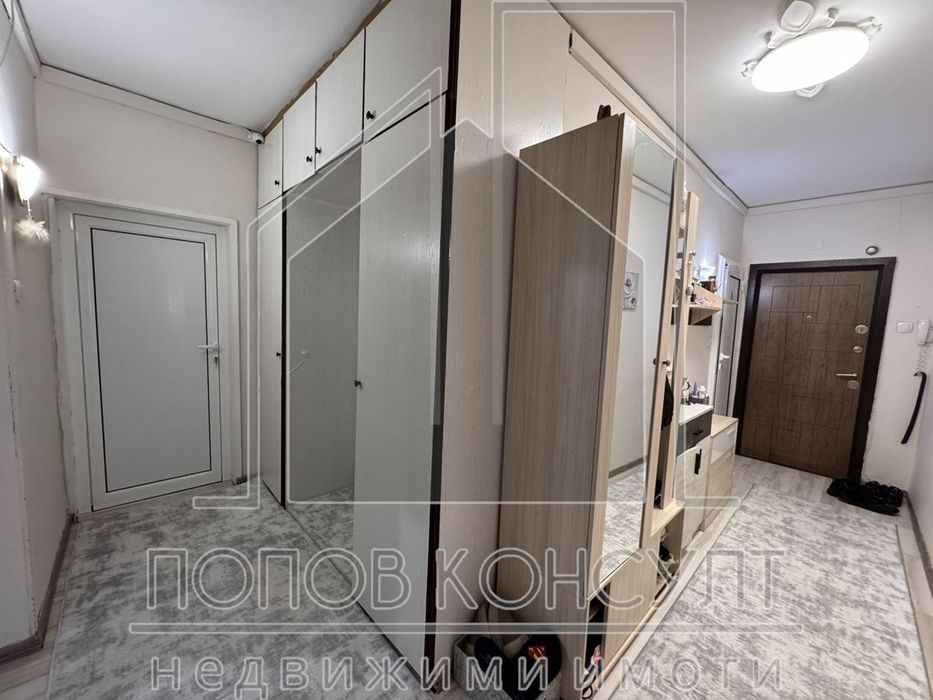 Продава се Четиристаен апартамент в Пловдив, Христо Смирненски - 93 кв.м за 905 €/кв.м - Снимка #3