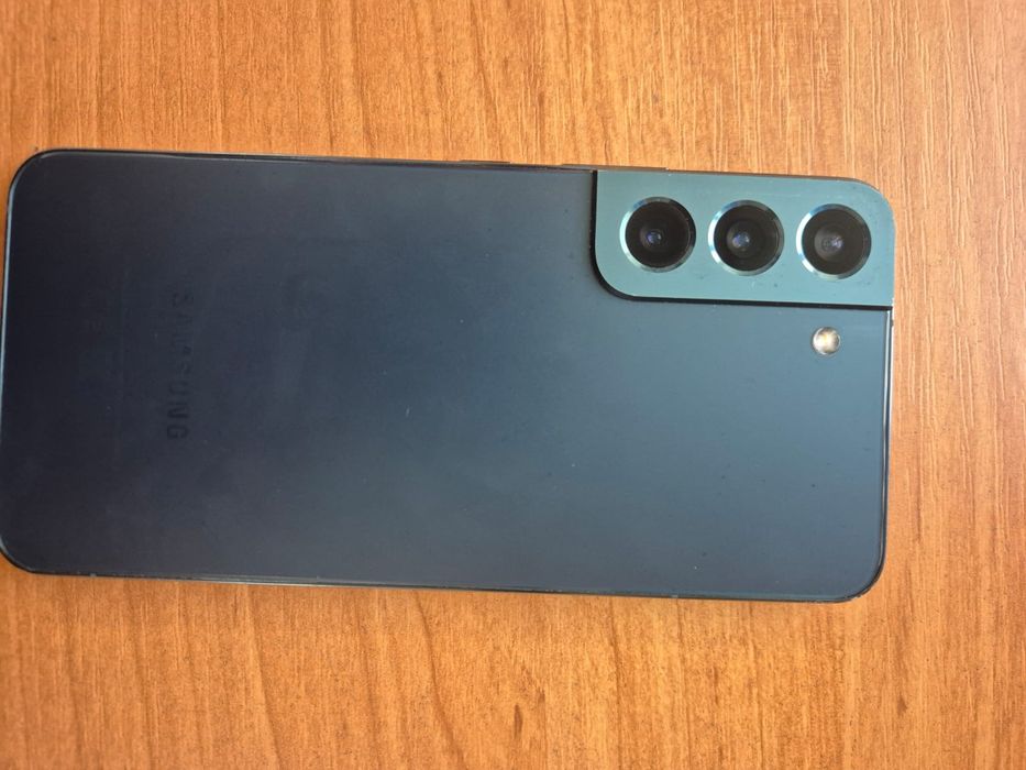 Продам самсунг с 22