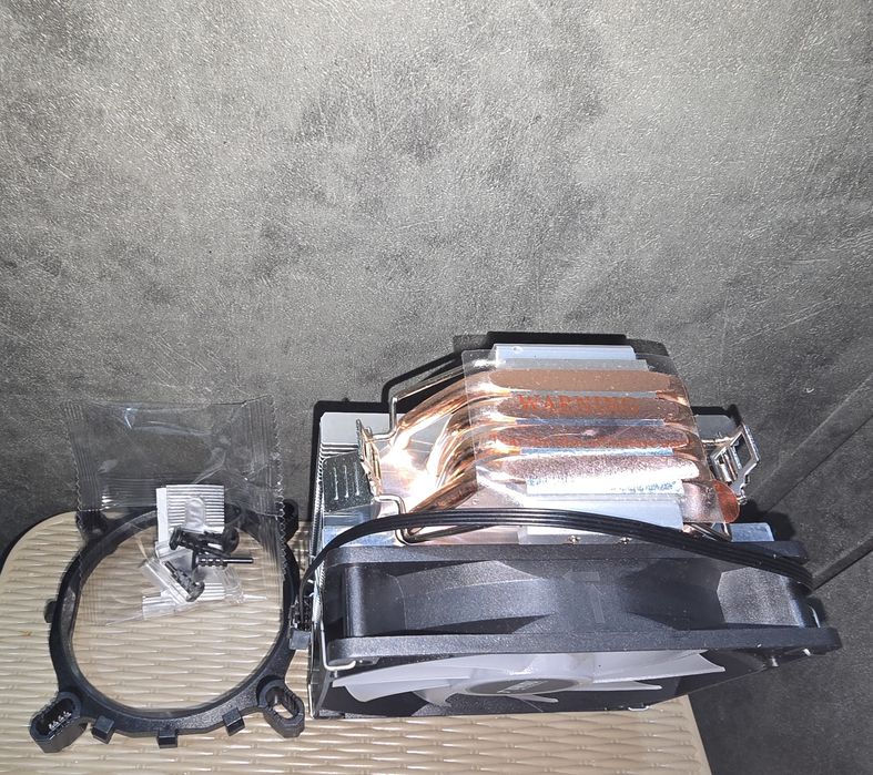 Кулер 4 медных трубки новый