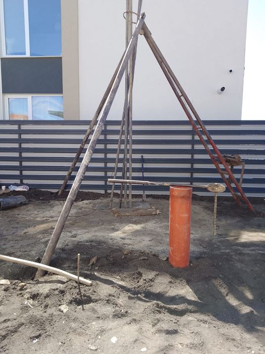 Foraje puțuri apa mecanizate