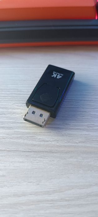 Переходник с  HDMI на DP в хорошем состоянии