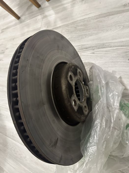 Discuri frana fata bmw g30 originale
