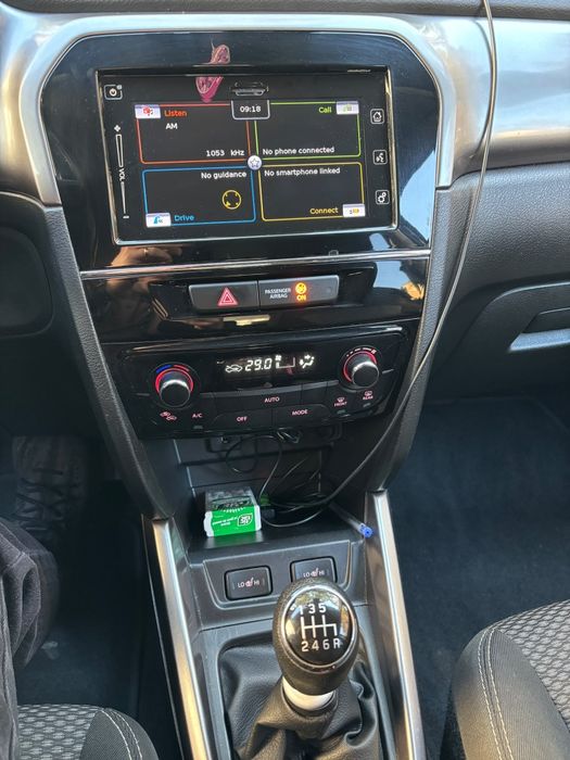 Suzuki Vitara Carte Service doar Suzuki