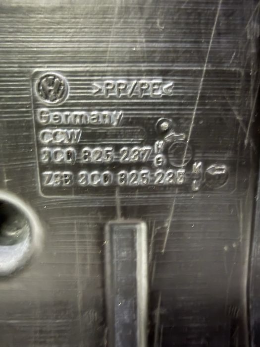Scut protectie motor Passat B6 B7 Original 3C0 825 237 F G K L