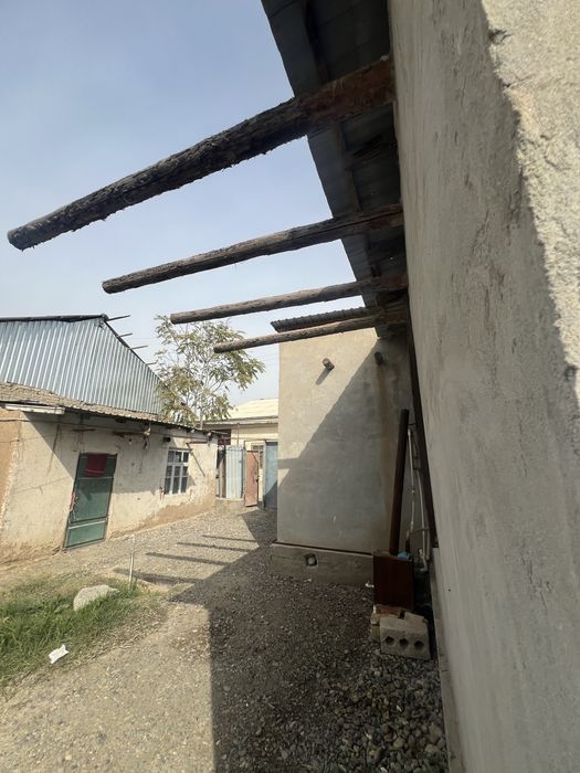 Dacha kvartiraga almashtiriladi hamma sharoitlari bor shahar markazida