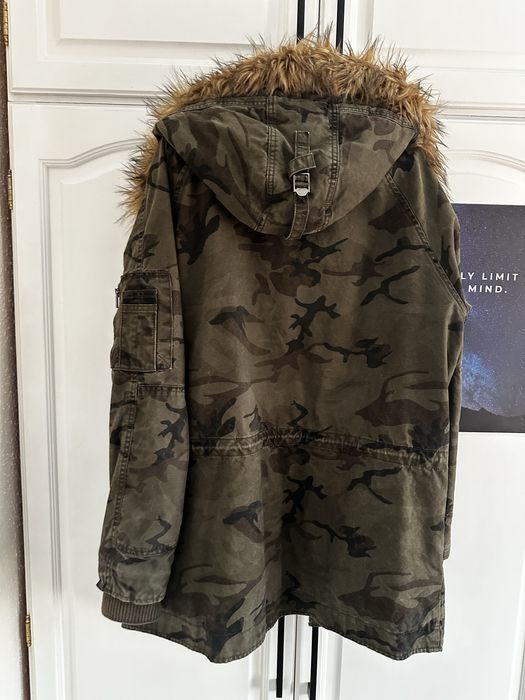 Уникална мъжка шуба с пух SUPERDRY