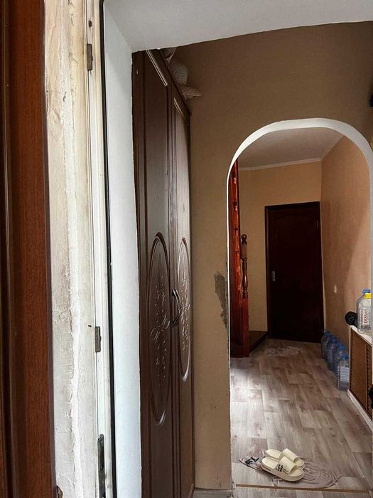 Продам двух этажный дом