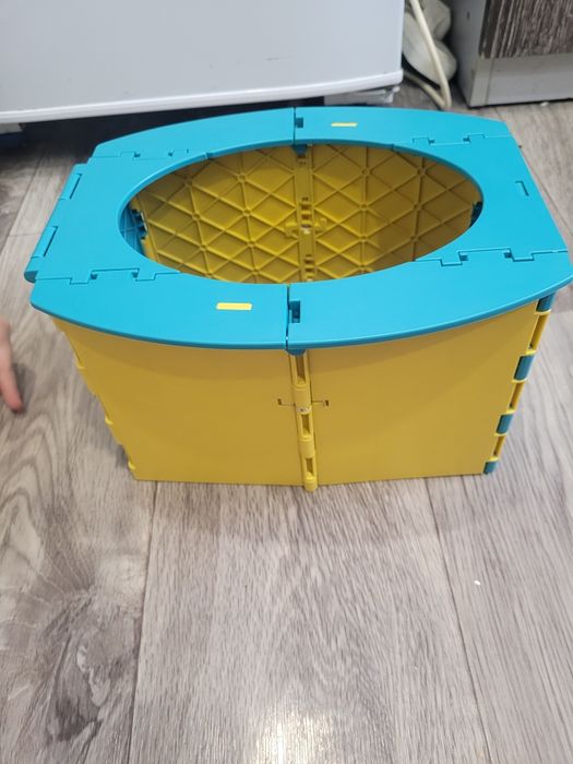 Детский дорожный горшок