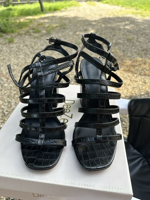 Sandale cu bretele Catwalk