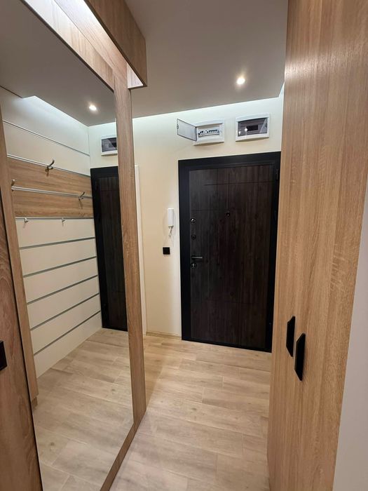 Продава се Тристаен апартамент в Варна, Младост 1 - 84 кв.м за 1458 €/кв.м - Снимка #1