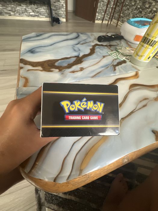 Vand carti pokemon