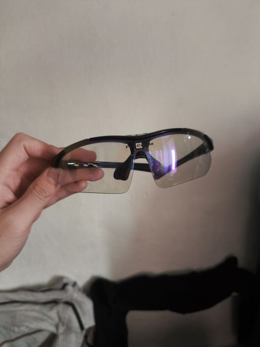 Шлем и очки для велосипеда