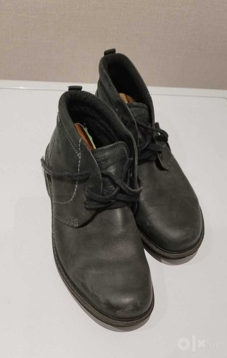 Продам мужские ботинки