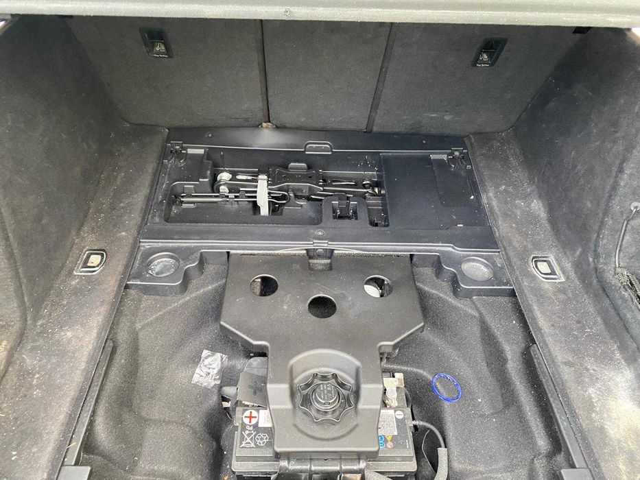 Dezmebrez audi a5 b9 2.0D/bara/capota/far/trager/aripa/usa