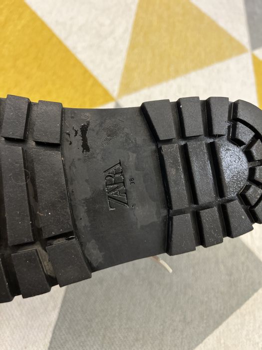 Сандалии Zara