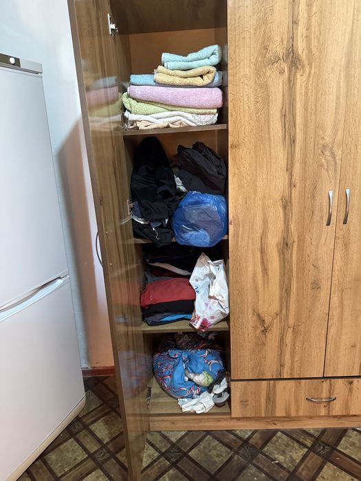 Продается шифонер с хорошими состоянием