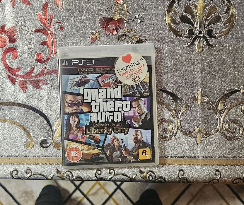 Игри за playstation 3  GTA 5 и  GTA 3
