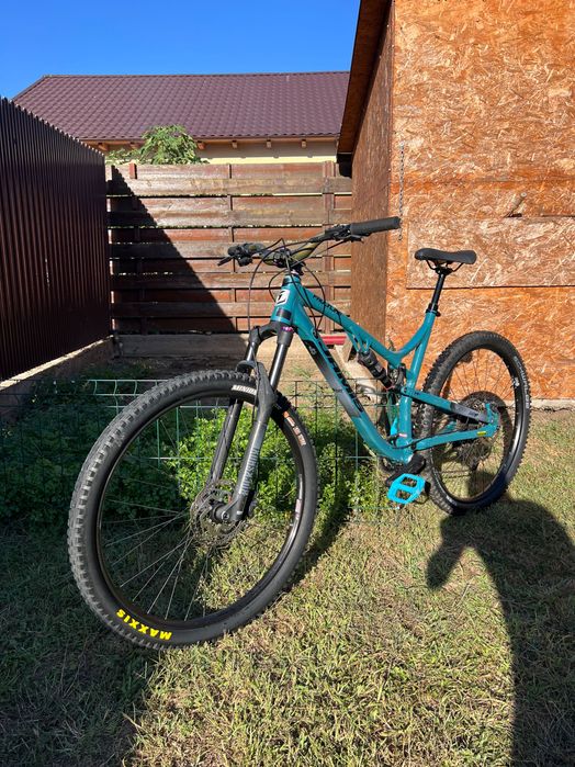 Vând Bicicleta MTB
