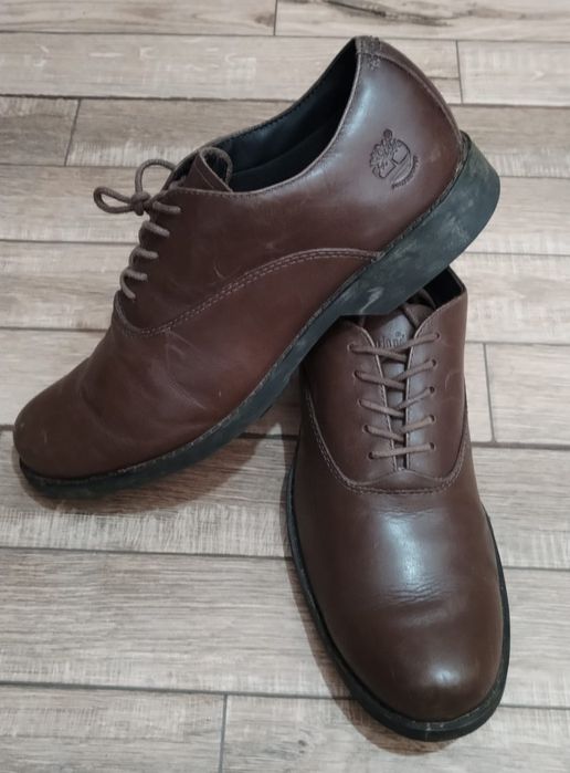 Pantofi Timberland și Bugatti Nr 43