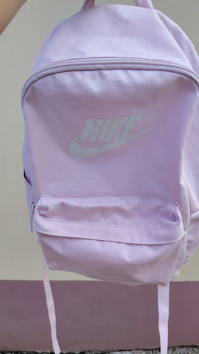 Ghiozdan Nike original roz – stare foarte bună !