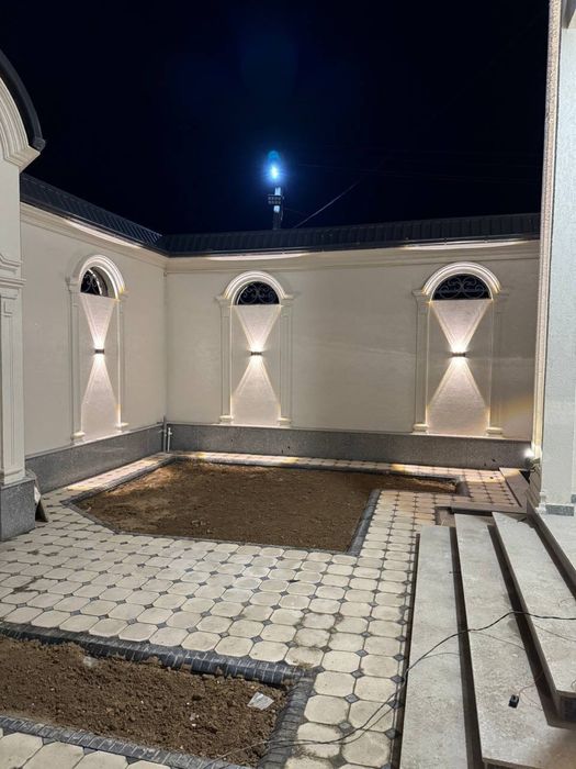 Новый коттедж 7 комнат с подвалом — 340 м², Уч-Кахрамон