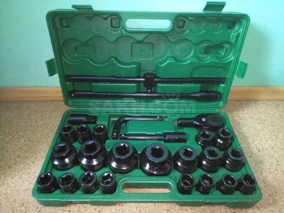 Наборы ключей в кейсе от 3000