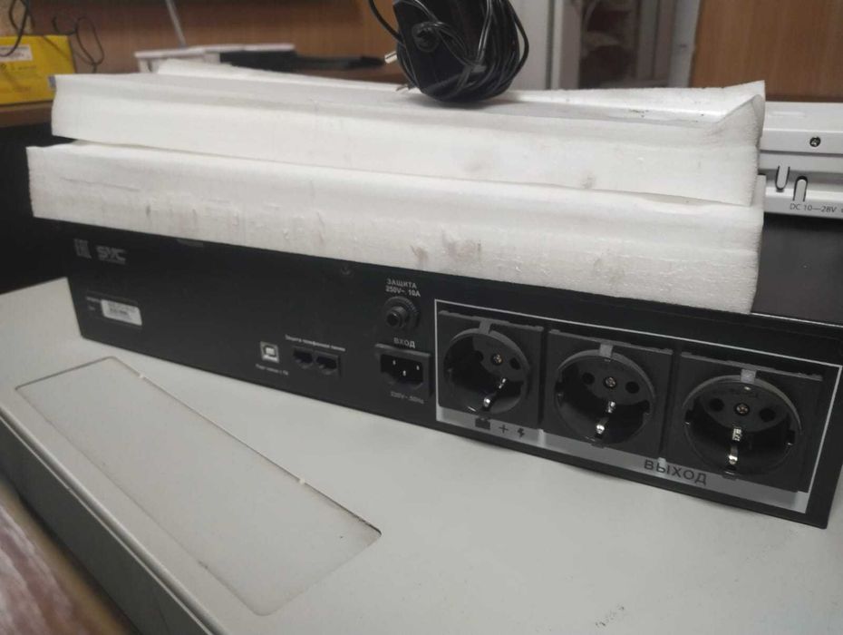 Серверный шкаф вместе с начинкой