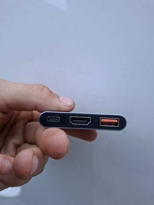 Adaptor de la Usb Type C la HDMI