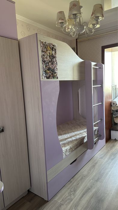 Кровать двухъярусная