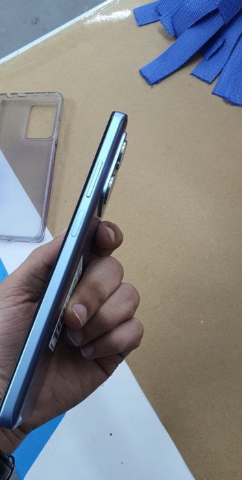 Redmi Note 12 pro plus 8/256