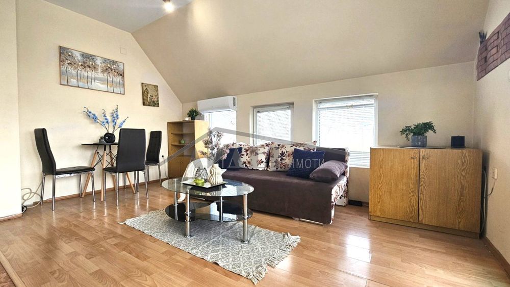 Продава се Двустаен апартамент в Пловдив, Център - 58 кв.м за 2068 €/кв.м - Снимка #2