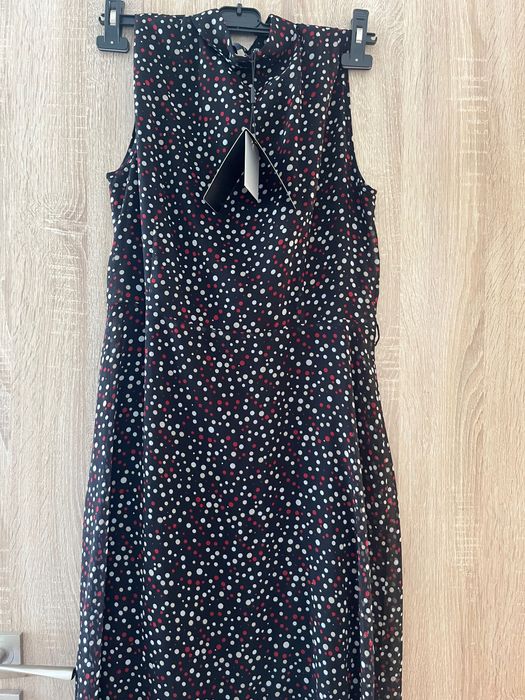 Нова рокля DIKA миди