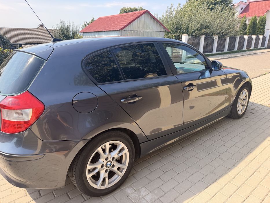 BMW Seria 1 2008 — imagine 2