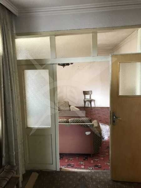 Продава се Къща в Хисаря - 354 кв.м за 551 €/кв.м - Снимка #4