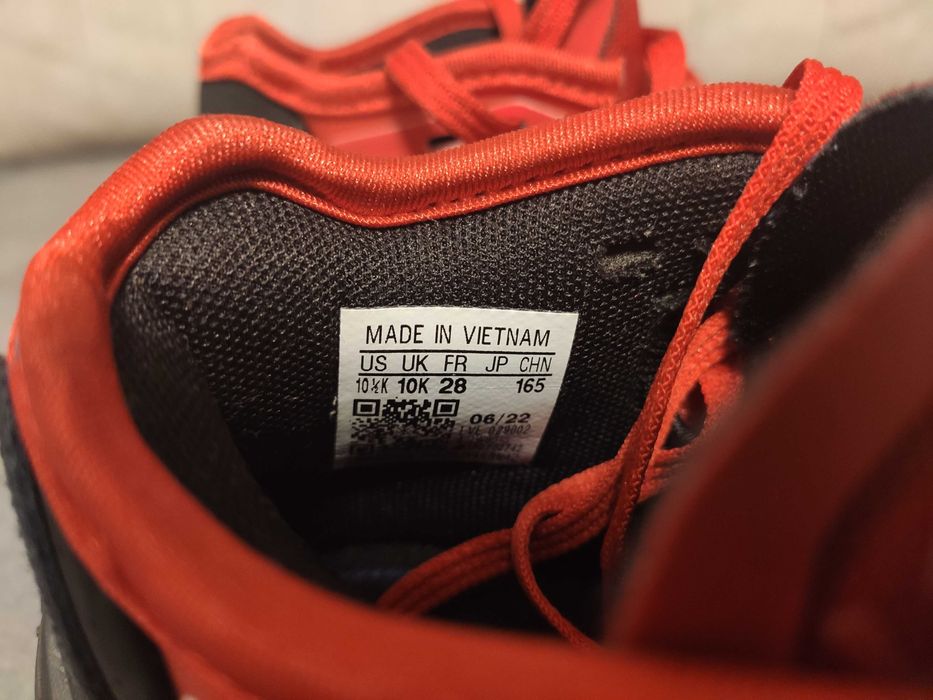 Детски баскетболни обувки Adidas Mitchel 28