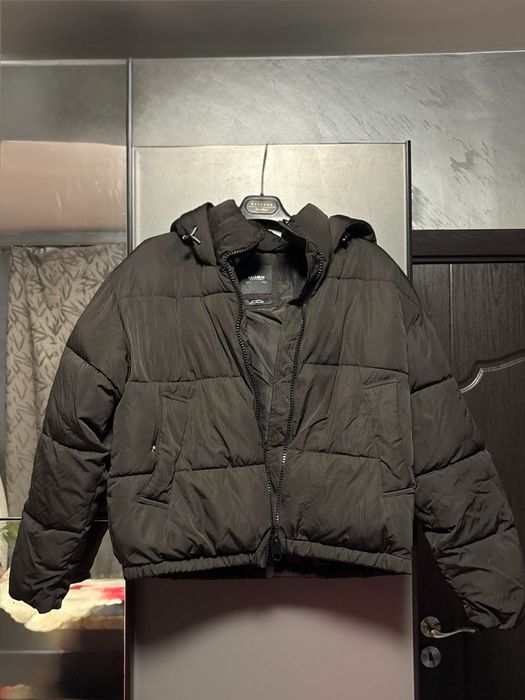 Черно зимно яке