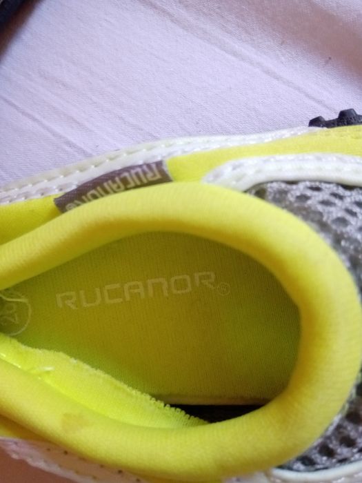 Детски обувки ,10лв само днес