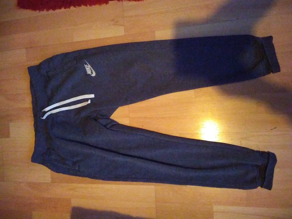 Nike Tech Fleece S. Adidas Originals S Puma Dry Cell S